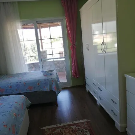 Latanya * دالامان